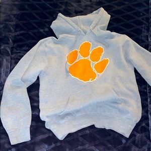 Tiger paw sweatshirt